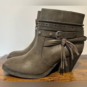 Pop Womens Charcoal Octavia Stacked Heel Booties NWT Various Sizes